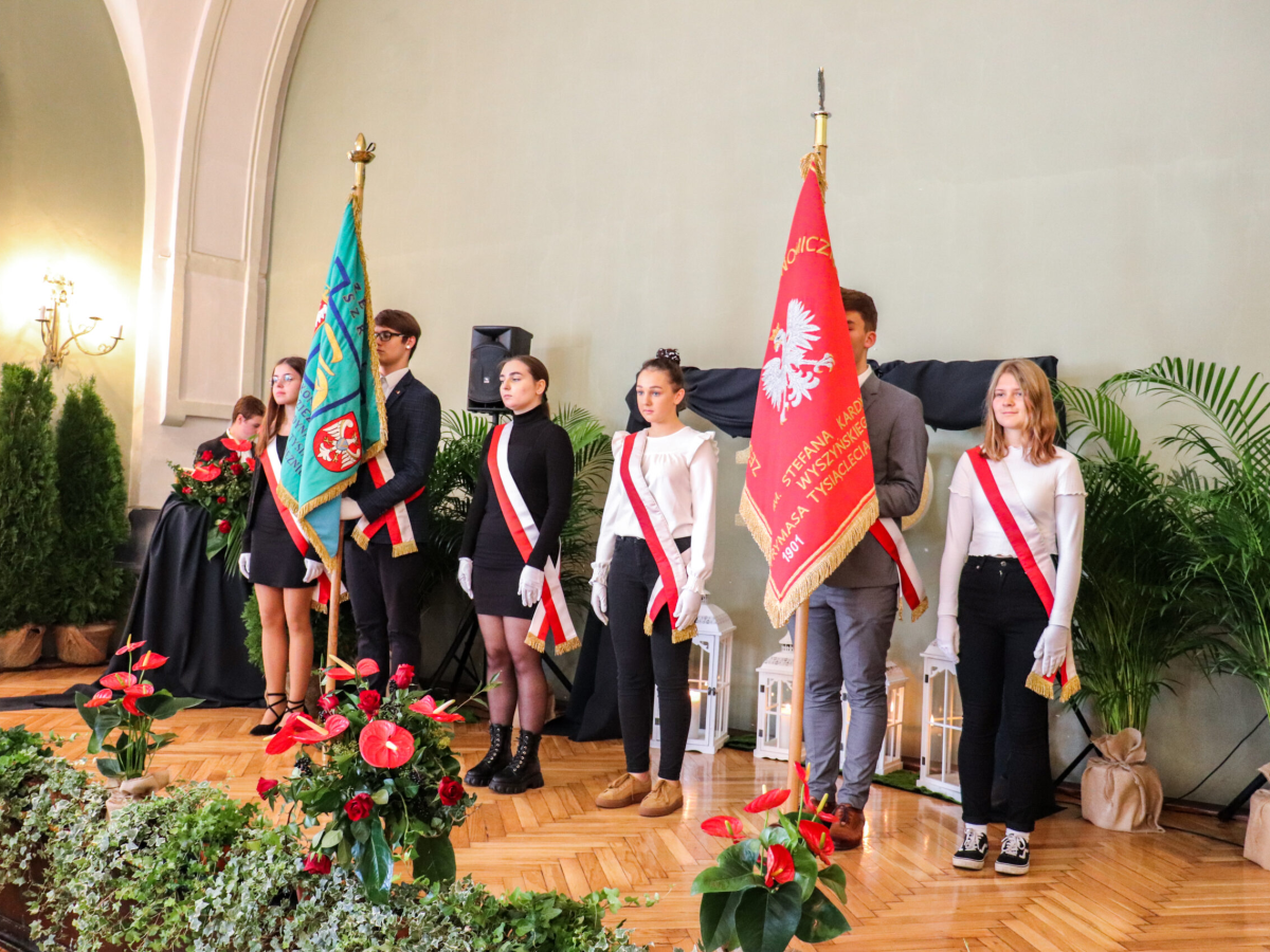 obraz_2025-04-03_124643954 obraz_2025-04-03_124643954